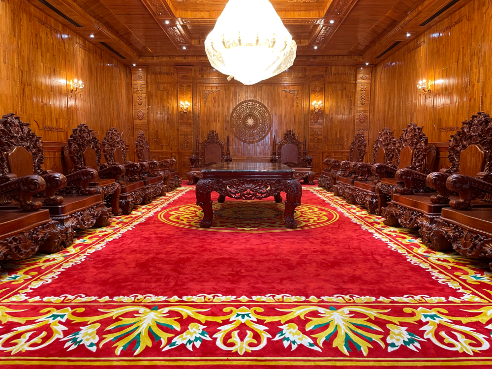 THẢM KHÁNH TIẾT