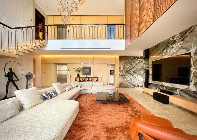 Thảm dệt theo yêu cầu tô điểm cho không gian phòng khách thêm ấn tượng